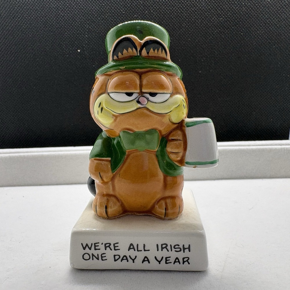 Rare Vintage Enesco Ceramic Garfield Irish‎ / St. Patrick's Day Figure